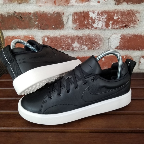 nike women's course classic golf shoes